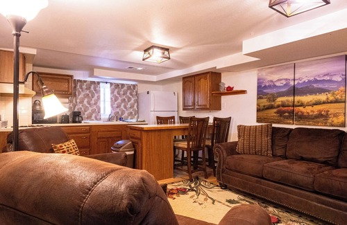 Evergreen Cabin | Alpen Way Chalet Mountain Lodge