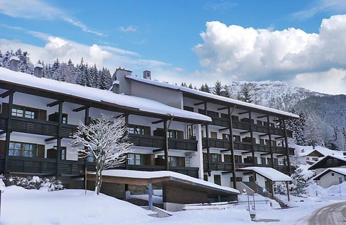 Resten Apartment | Alpenappartement Buchenhöhe A301 by Interhome