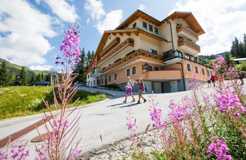Irdning-Donnersbachtal Hotel | Alpengasthof Grimmingblick