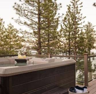 Meeks Bay Ski Chalet | Alpenglow Aerie - StayLuxe Rubicon