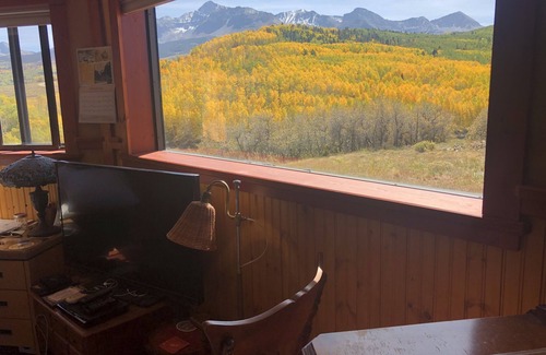 Placerville House | Alpenglow Ranch B&B, Telluride: 3 br/2 ba Panoramic Views/12 Acres/Pond
