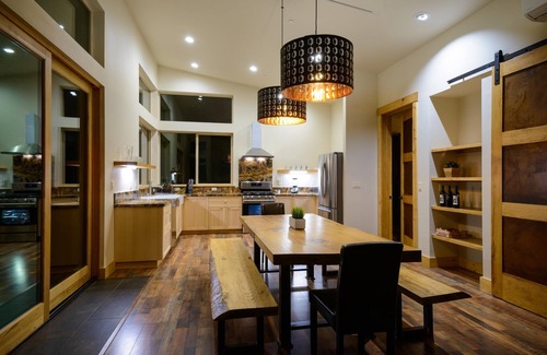 Yosemite West House | Alpenglow 3