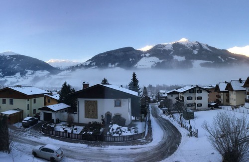 Bad Hofgastein Apartment | AlpenglueckGastein - private mountain lodge