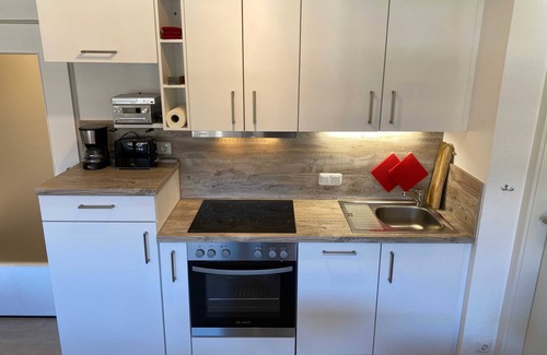 Ettenhausen Apartment | AlpenKastl for 1-3 persons 40 square meters, living room/kitchen, bedroom, shower/WC, balcony, WLAN