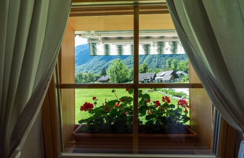 Ukanc Apartment | ALPIK Chalets - Bohinj - A3 - Small One-Bedroom App with Terrace - ground floor