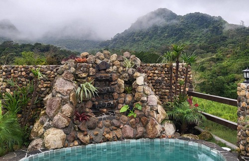Panama Oeste Province Cottage | Alpine style mountain cabin with pool Pika 03 by Pika Cabins