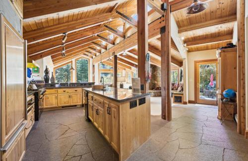 Alpine Meadows House | Alpine Adventure- Shuttle to Ski Lifts- Hot Tub- Pet Friendly