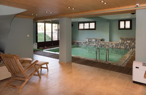 Kalavrita Apartment | Alpine Aria