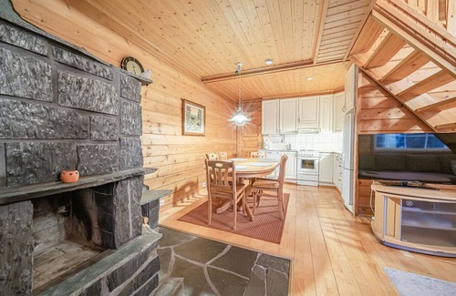 Sirkka Apartment | Alpine Chalet Central By Aavalevi Holidays