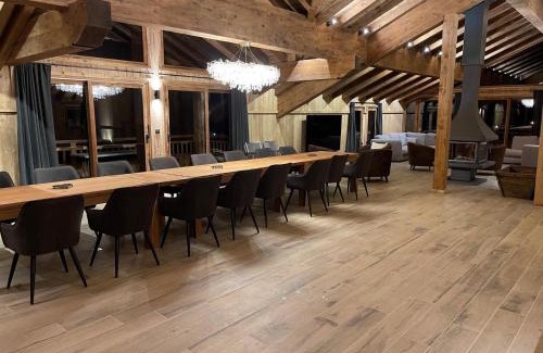 Champagny-en-Vanoise Ski Chalet | Alpine Chalet with Spa and pets