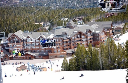 Peak 8 Condo | Alpine Condo + Fireplace, Balcony | Access to Spa