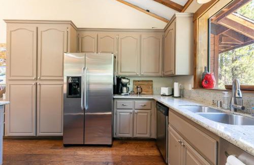 Alpine Meadows House | Alpine Escape by Tahoe Getaways - Shuttle to Ski Slopes & Fireplace