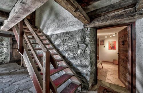 Antagnod Apartment | Alpine Essence, typical mountain style apartment CIR AYAS0036