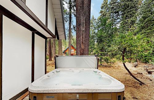 Sunnyside House | Alpine Haven