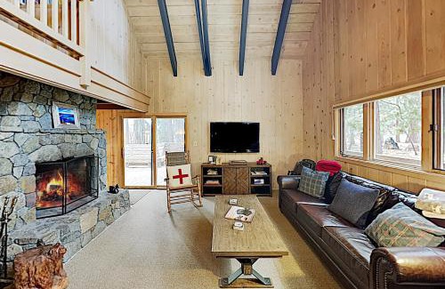Sunnyside House | Alpine Haven