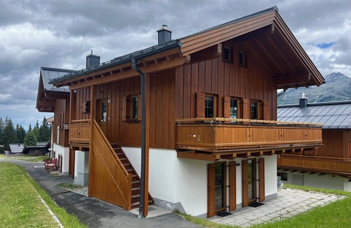 Hochkrimml House | Alpine hut with breathtaking mountain views and close to the slopes