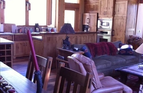Alpine Meadows House | Alpine Meadows-Bear Creek/Palisades Tahoe/Lk Tahoe Lux Cabin- Mt Views, Hot Tub.