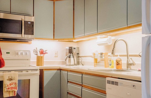 La Veta Apartment | Alpine Oasis – Your Perfect La Veta Getaway -In the heart of downtown La Veta