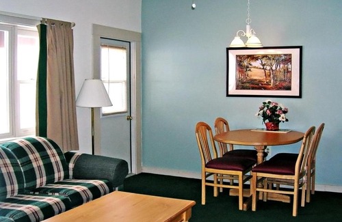 Franconia Apartment | Alpine Resort Condos in the White Mountains of New Hampshire