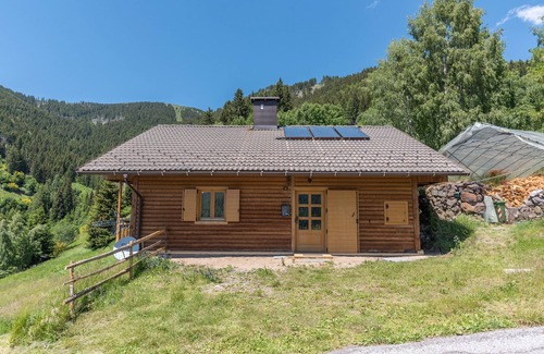 Palu del Fersina House | Alpine Vacation Home "Baita Serpillo" with Unique Mountain View & Private Garden