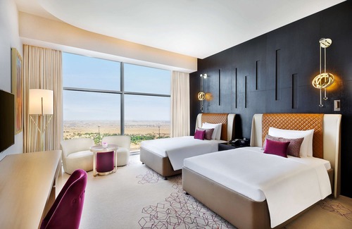 Al Rayyan Hotel | AlRayyan Hotel Doha, Curio Collection by Hilton