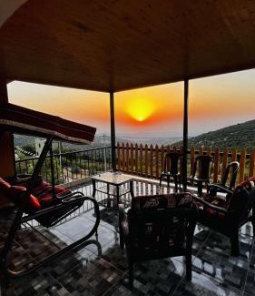 Ajloun Ski Chalet | Alreem Farm