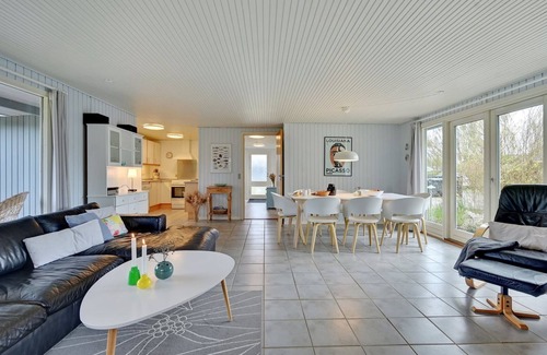 Vemmenæs House | "Alrich" - 500m from the sea by Interhome