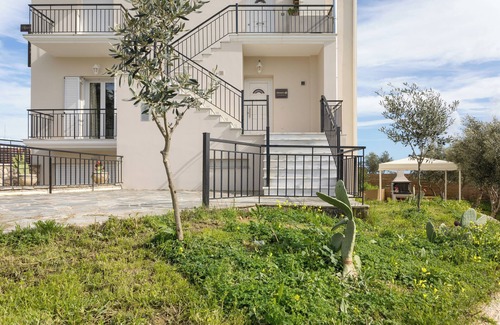 Kalpaki Apartment | Altamira Holiday Apartment : 2-bedroom apartment in Zakynthos near Laganas