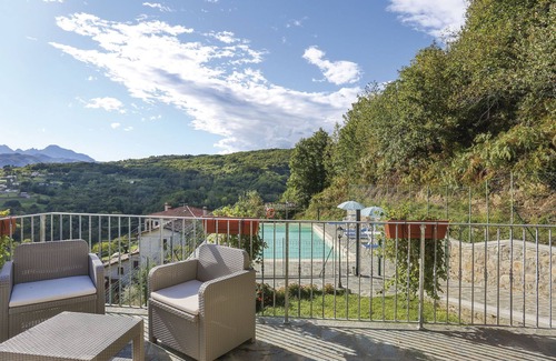 Villa Collemandina Apartment | Altana (CNG176) by Interhome