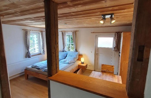 Erkenbrechtsweiler Apartment | Alte Backstube - Ferienwohnung Hüttenstube und Ferienzimmer Auszeit