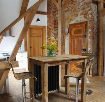 Mockern Apartment | Alte Bahnstation Leipzig (Appartement TWO & ONE)