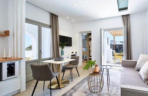 Messaria Hotel | Altera Pars Suites