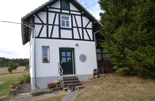 Ersfeld House | Altes Bienenhaus - Ferienwohnung im Westerwald