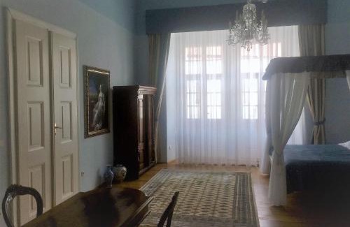 Znojmo House | Althanský palác
