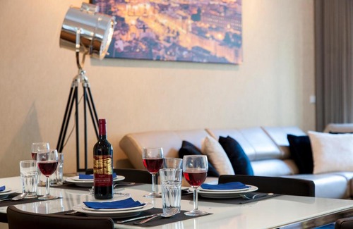 Sao Sebastiao da Pedreira Apartment | ALTIDO Luxurious and Spacious 1-bed Apt with huge terrace by Parque subway