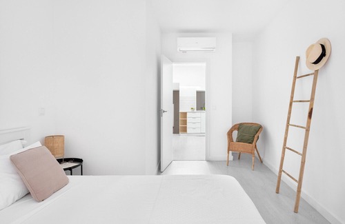Alcantara Apartment | ALTIDO Modern 3-BR Flat in Alcantara, Lisbon
