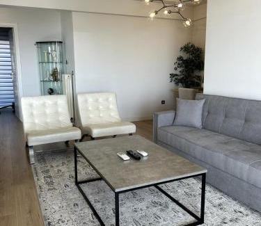 Argyroupoli Apartment | Altitude 5 Penthouse Elliniko