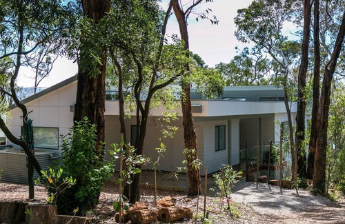 Lorne House | Alto Vista - Tree & Ocean Views
