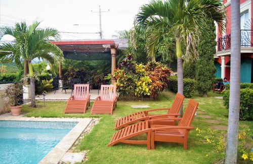 Managua Hotel | Altos de Fontana by Macondo Collection