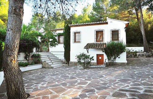 Sol del Este House | Amadorio by Interhome