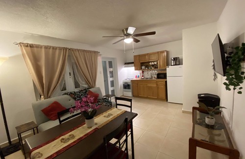 Hato Tejas Apartment | Amanecer APT Equipado Completamente con Wifi, Centrico Centros Comerciales y SJ
