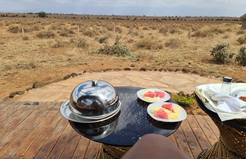 Amboseli Cabin | Amanya 1 -Bed King Lion Tent