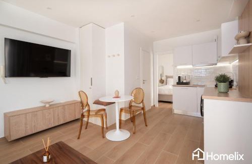 Chalcis Apartment | AMAYA - Sea View Suites