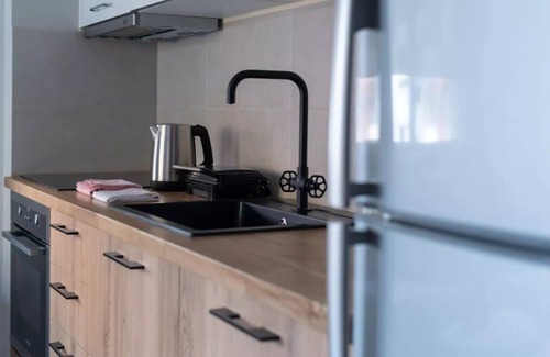 Kinosargous Apartment | Amazing 1BR Apartment in the Heart of Athens
