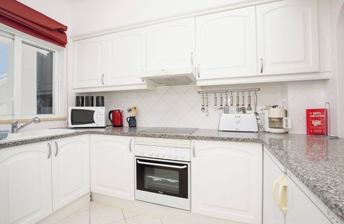 Alpouvar Apartment | Amazing 2-Bedroom Appartment with big terrace!