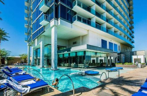 Las Vegas Apartment | Amazing 23rd FL Studio Balcony Access 23307