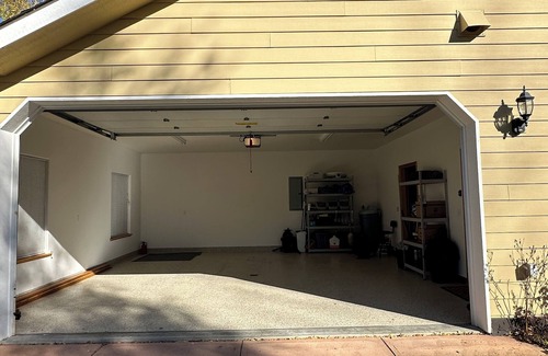 Soldotna House | Amazing 4-bedroom cozy single story house with attached garage in Soldotna.