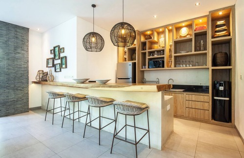 Drupadi Villa | Amazing 4 BR Villa in Central Seminyak, Modern, Immaculate, Great Location