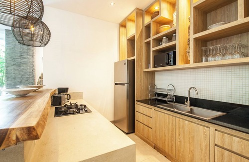 Drupadi Villa | Amazing 4 BR Villa in Central Seminyak, Modern, Immaculate, Great Location