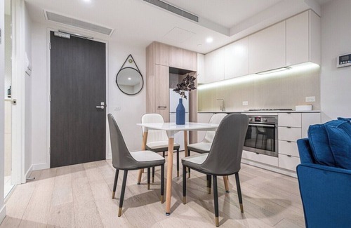 South Yarra Apartment | Amazing Accommodation is located in South Yarra, 3.9 km from Melbourne city centre